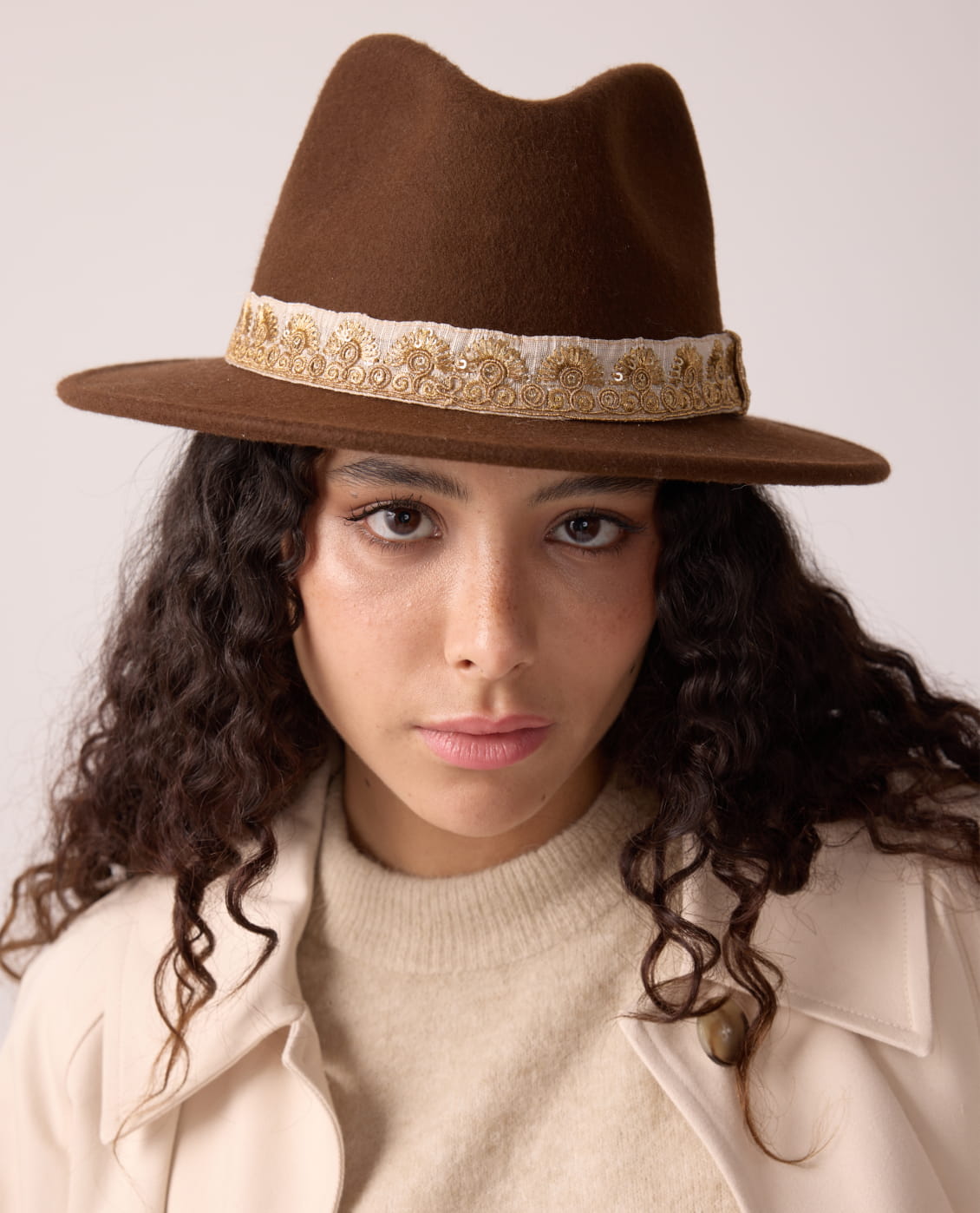 Wool, felt or straw hats for women - Handmade display picture 2