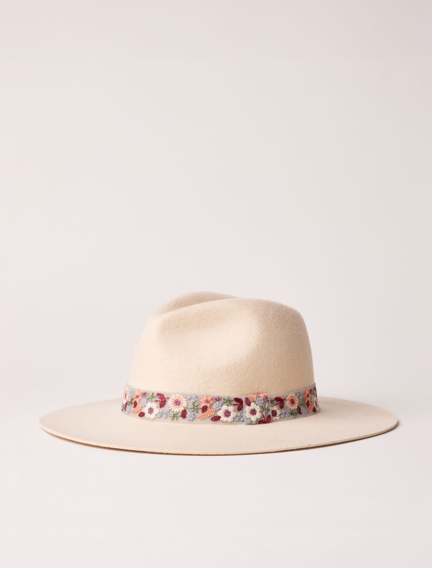 Chapeau bob brodé - Enfants | MANGO Tunisie