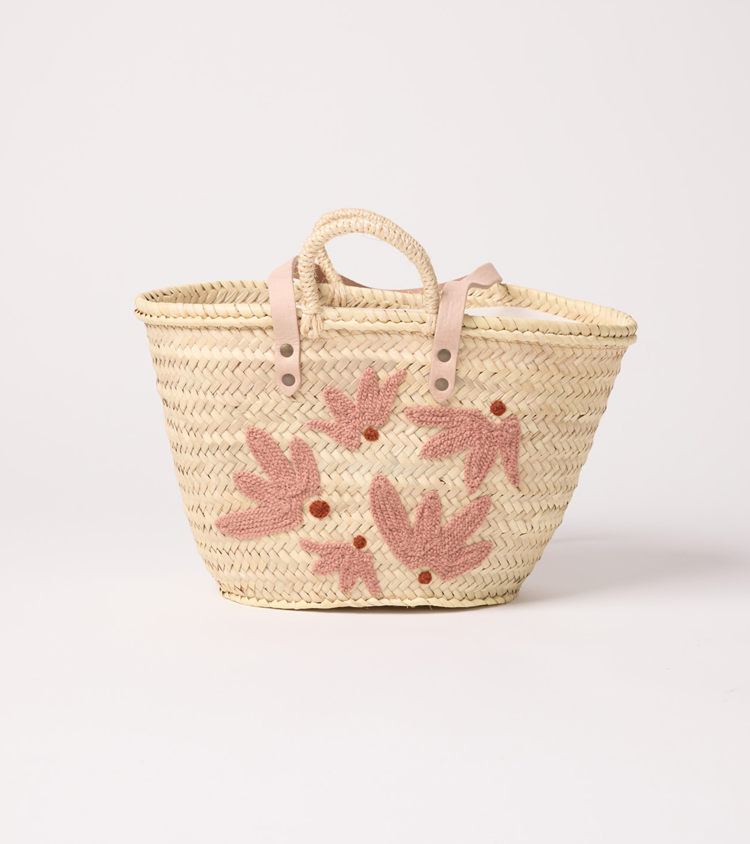 Colorful summer straw baskets