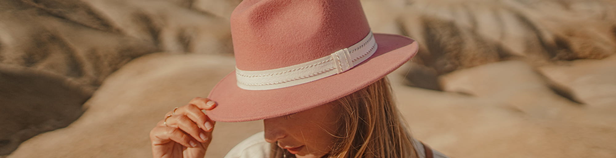 Comment porter le chapeau ?