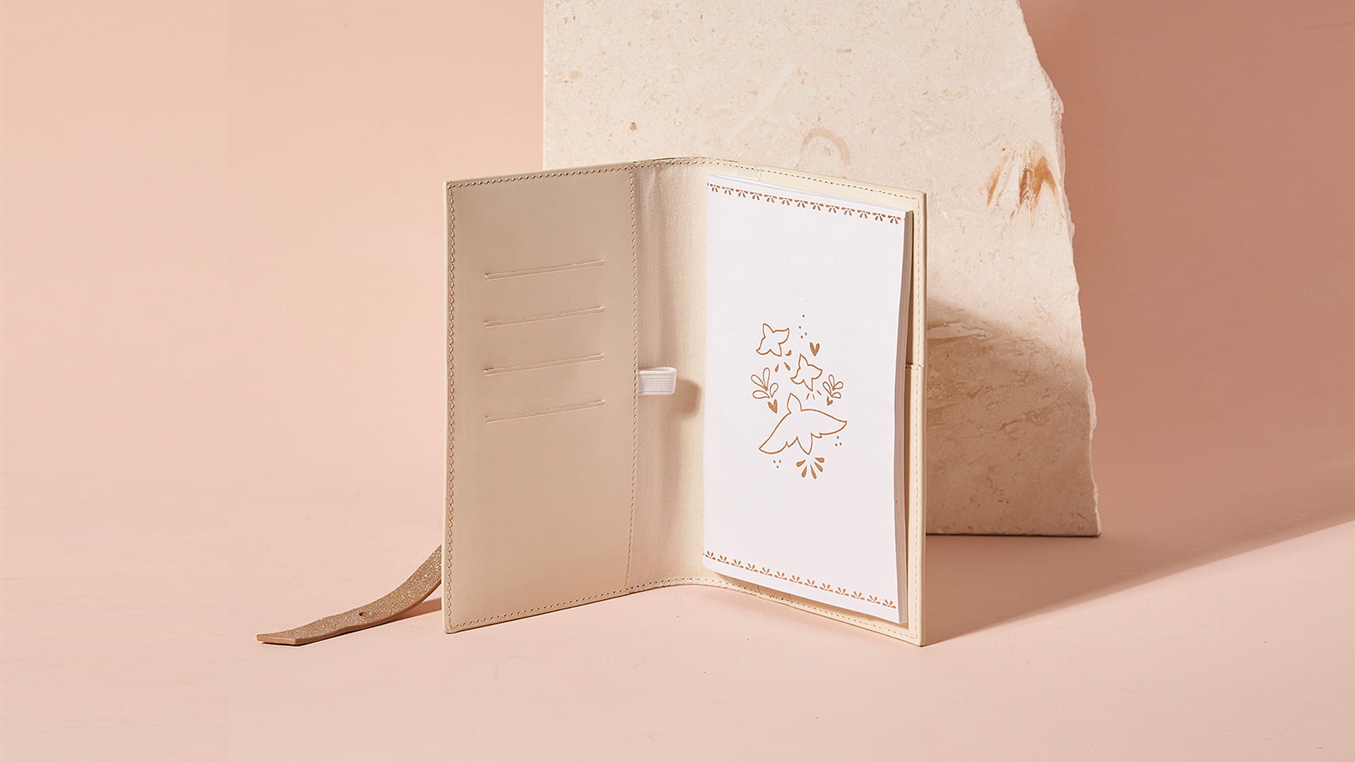 couvre carnet en cuir blanc