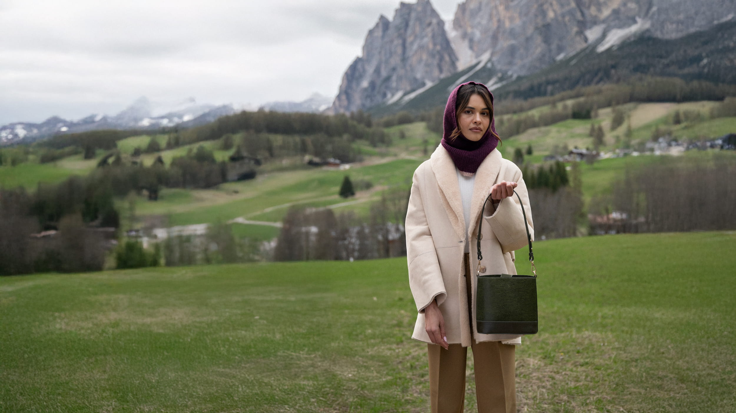 Khaki handbag for women