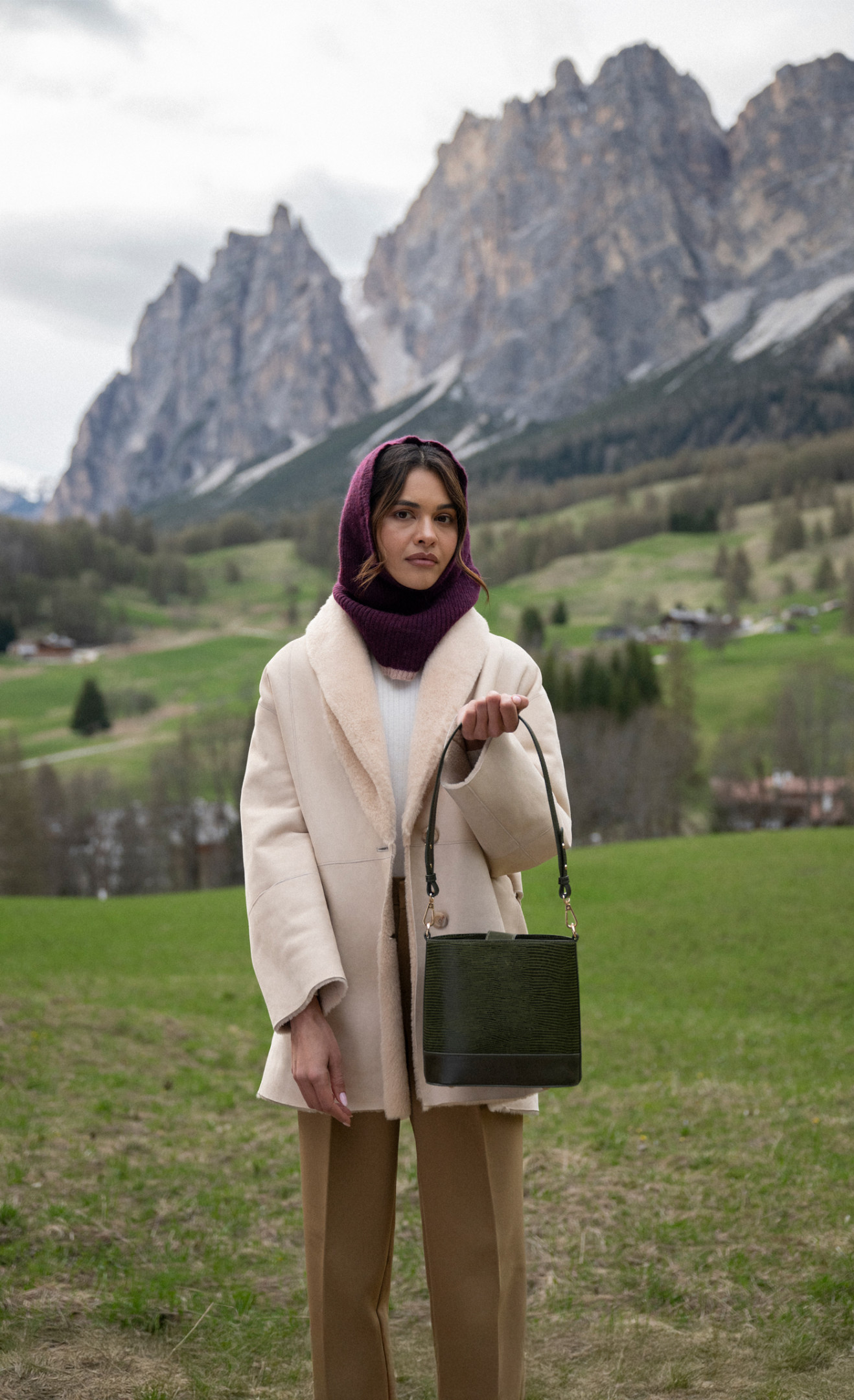 Khaki handbag for women