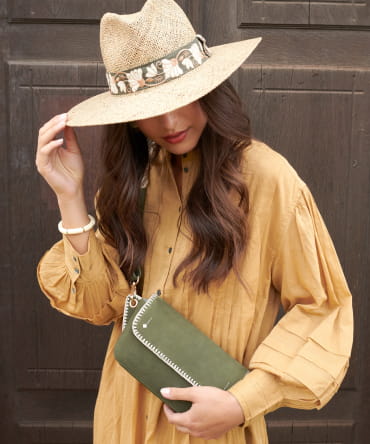 Le sac banane : l'accessoire pratique et tendance de l'été