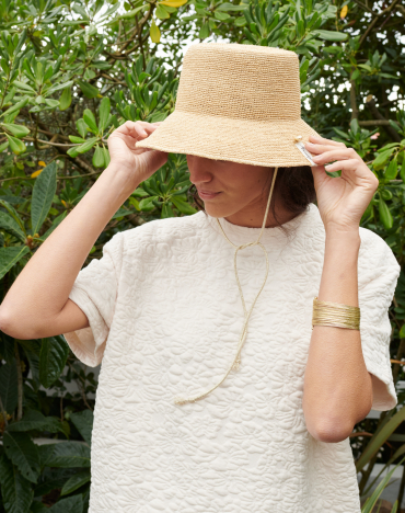Milos Raffia