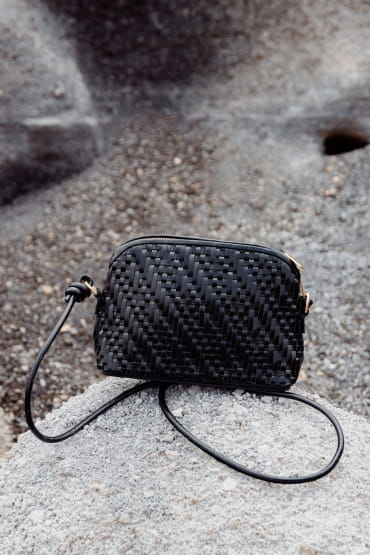 black leather shoulder bag for women