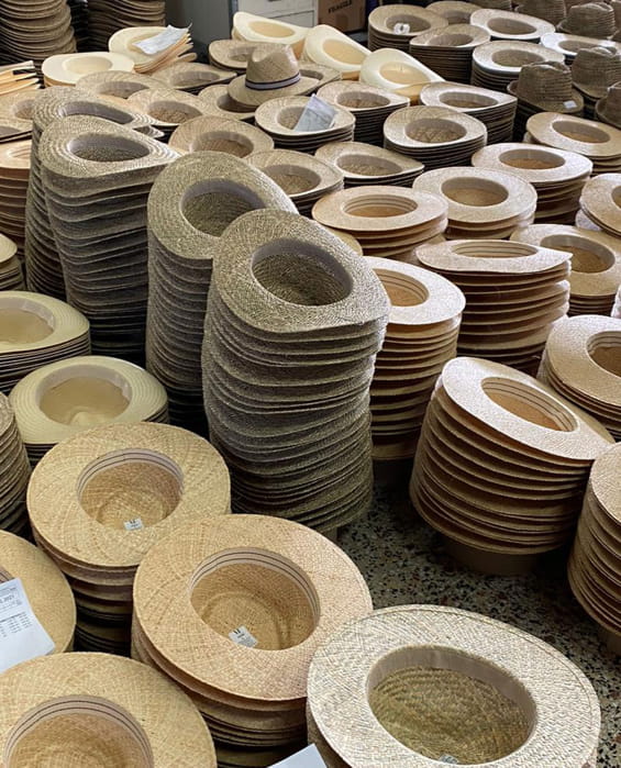 fabrication chapeaux de paille