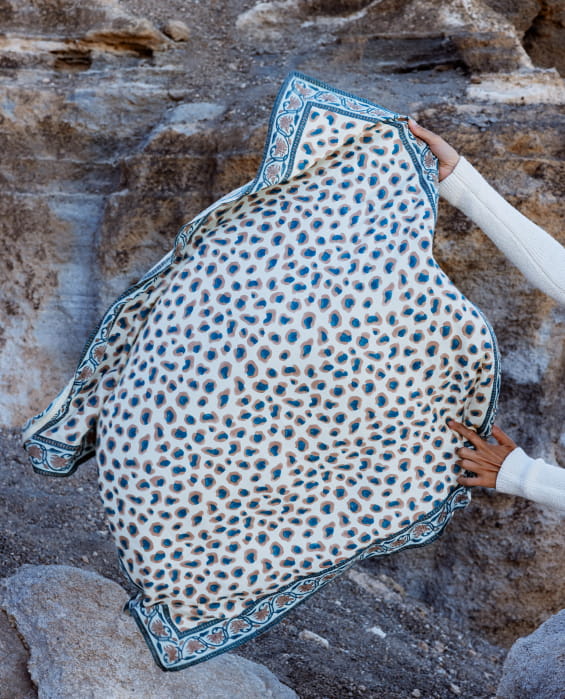 blue cotton scarf with leopard print for women