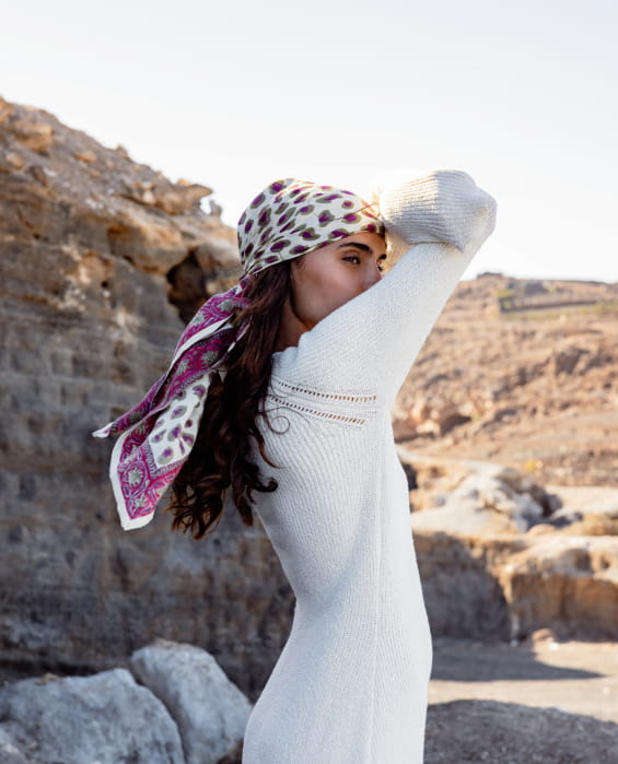 fuchsia cotton scarf with leopard print for women