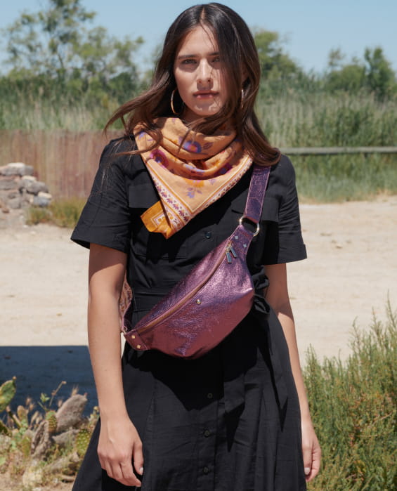 sac banane en cuir fuchsia pour femme