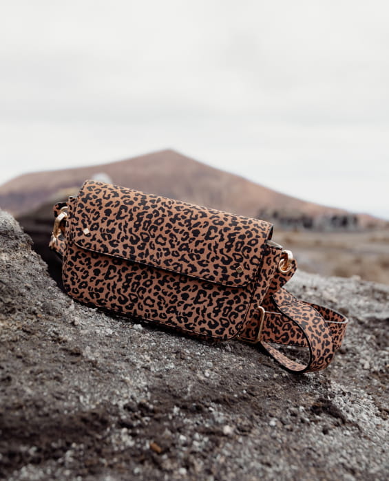 sac banane chic en cuir léopard pour femme