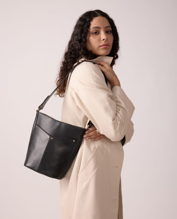 sac seau en cuir noir pour femme