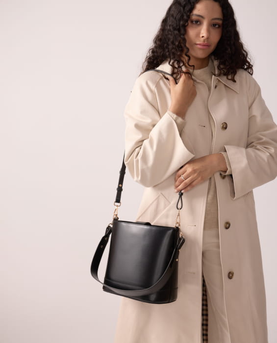 black leather shoulder bag for women