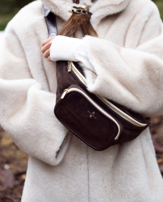 sac banane en cuir velours marron pour femme