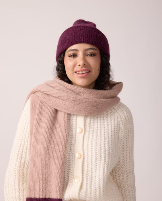 bonnet en laine violet pour femme