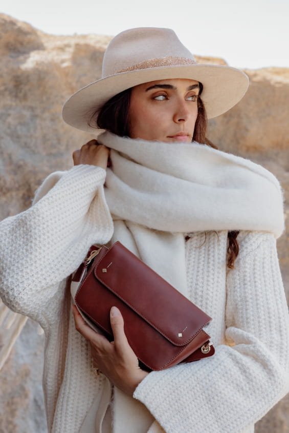 sac banane en cuir cognac pour femme