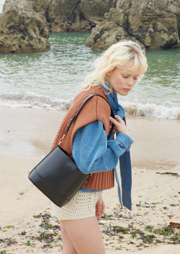 leather shoulder bag for women