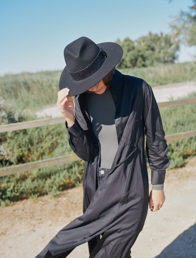 Victor Black Black Beads