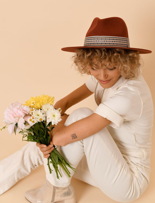 Victor Embroidered Rust