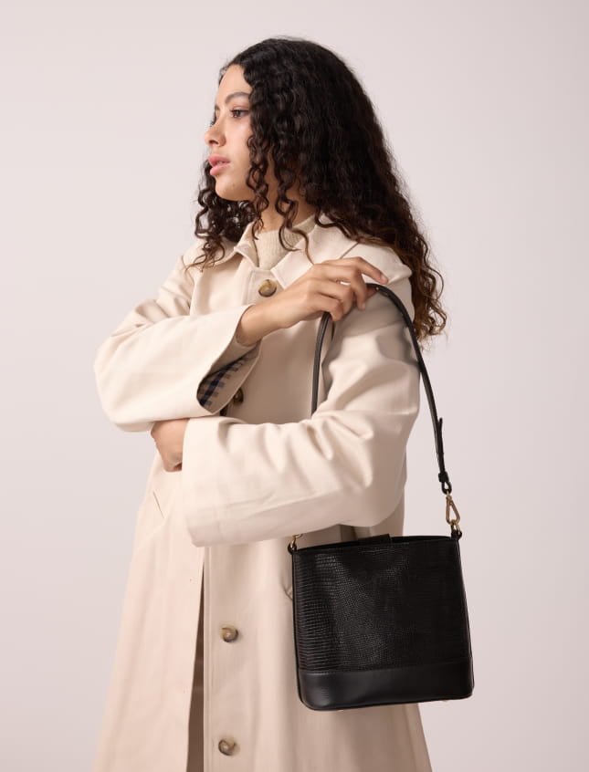 Small Marlon Black Lizard